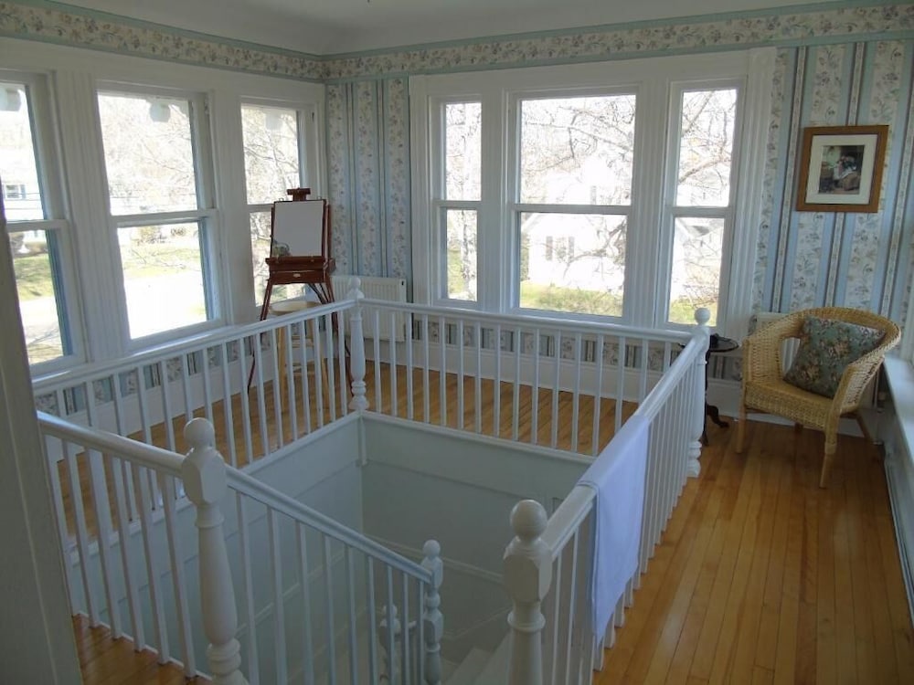 the dawson house bed and breakfast