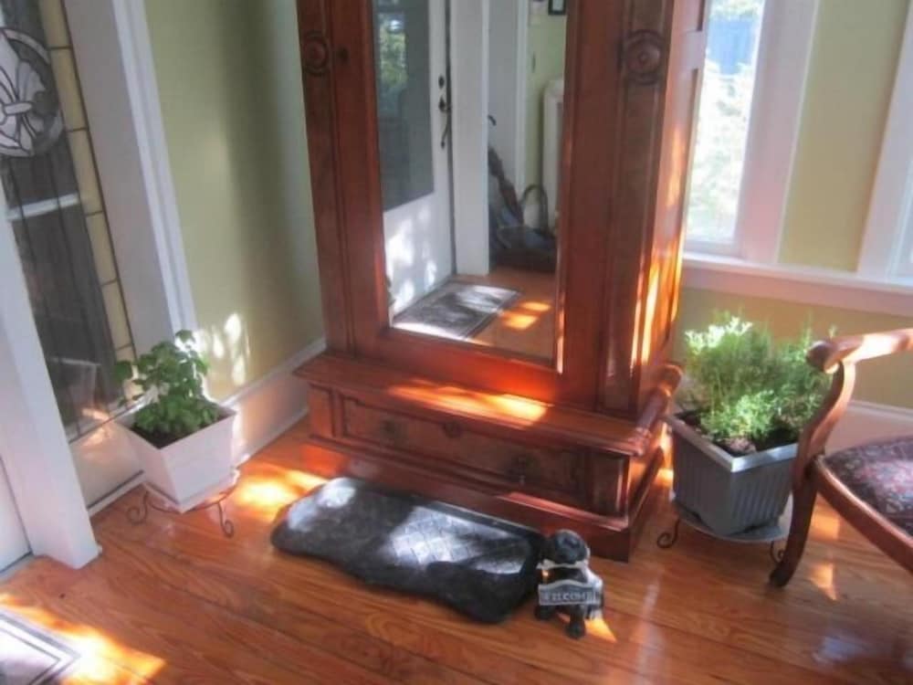 the dawson house bed and breakfast