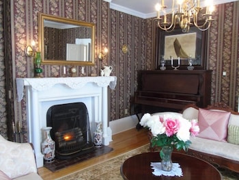 the dawson house bed and breakfast