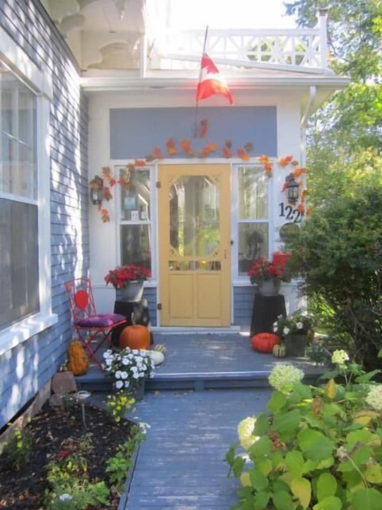 the dawson house bed and breakfast