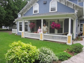 the dawson house bed and breakfast