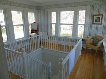 the dawson house bed and breakfast