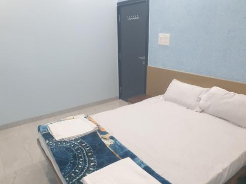 Taj Bi Plaza,,1 star