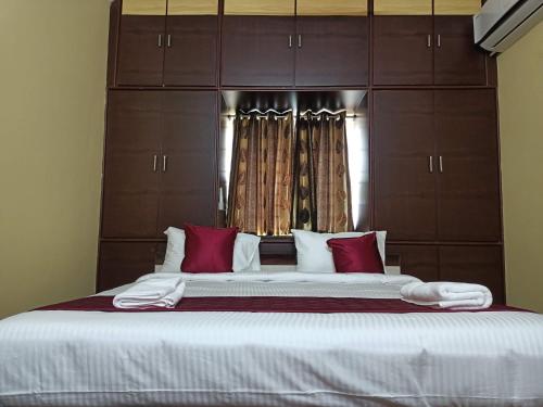 four seasons home stay