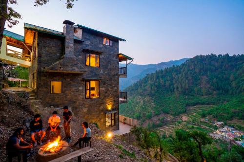 zostel homes ramgarh nainital