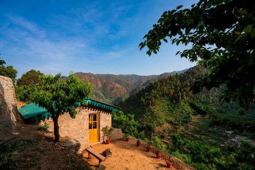 zostel homes ramgarh nainital