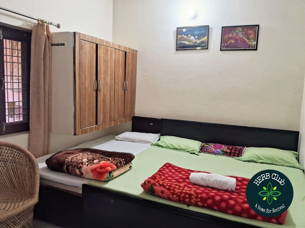 herb club homestay