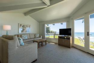 Wave Crest Resort,Near Del Mar Plaza,3 star