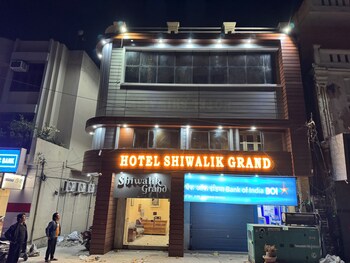 Hotel Shiwalik Grand,,2 star