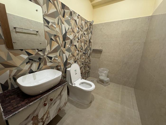 hotel shiwalik grand