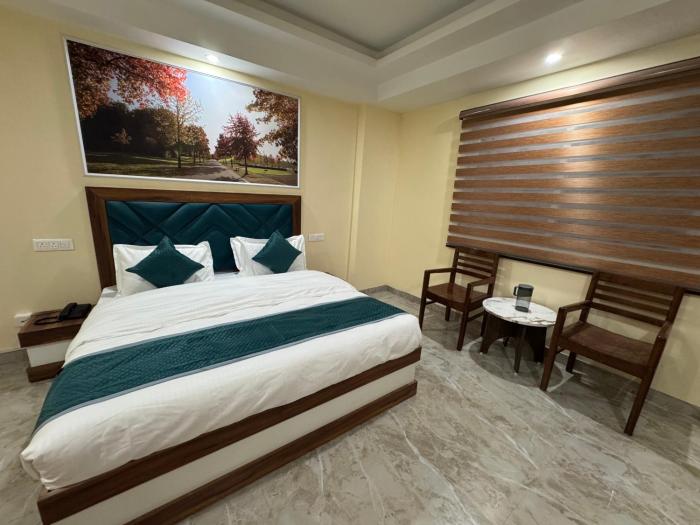 hotel shiwalik grand