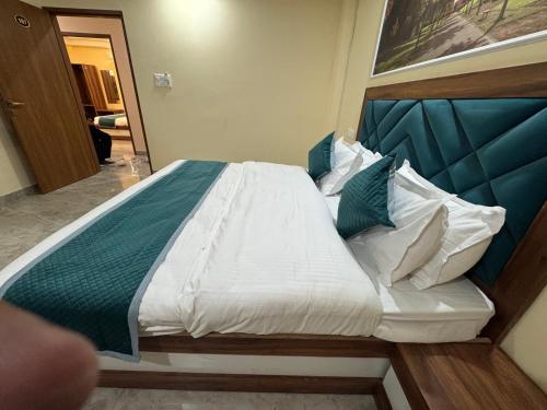 hotel shiwalik grand
