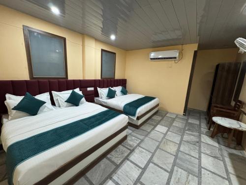 hotel shiwalik grand