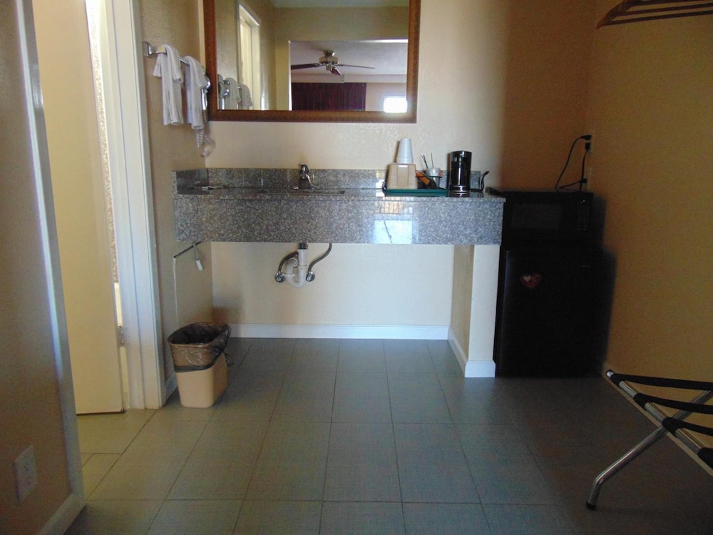 the heart of texas motel