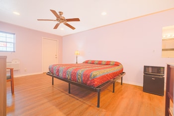 monterrey motel padre island corpus christi by oyo