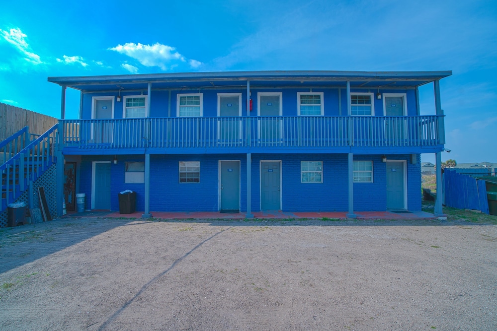 monterrey motel padre island corpus christi by oyo