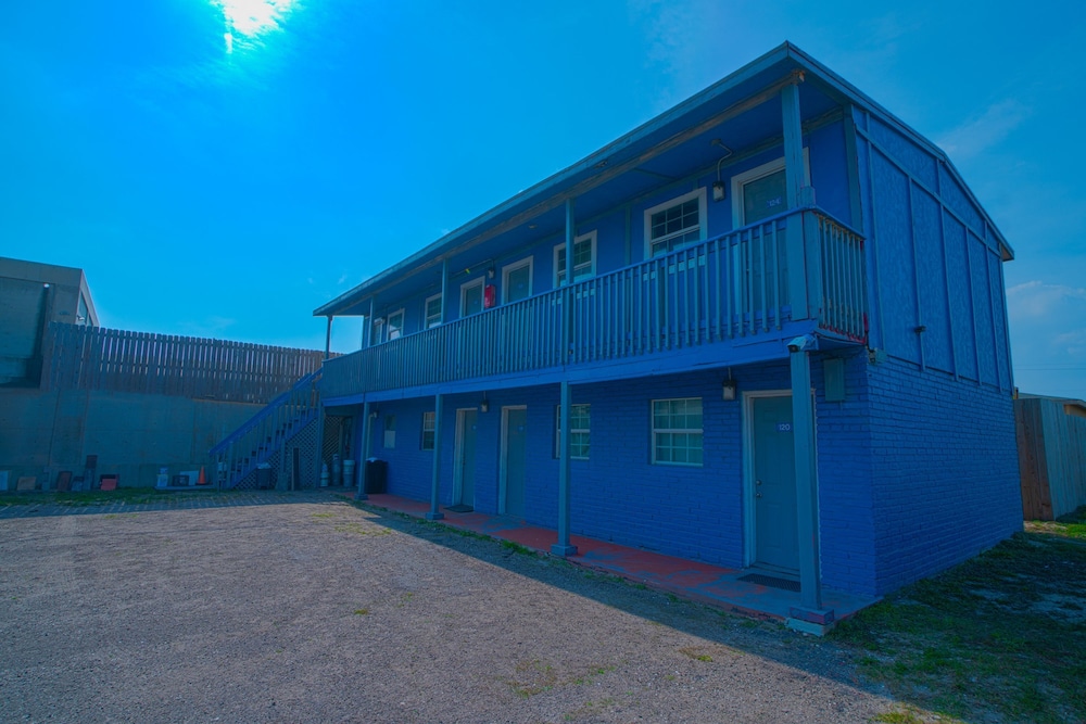 monterrey motel padre island corpus christi by oyo