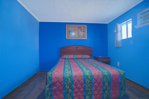 monterrey motel padre island corpus christi by oyo