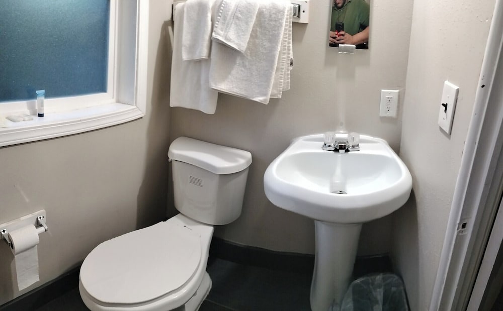 budget lodge by oyo portland west