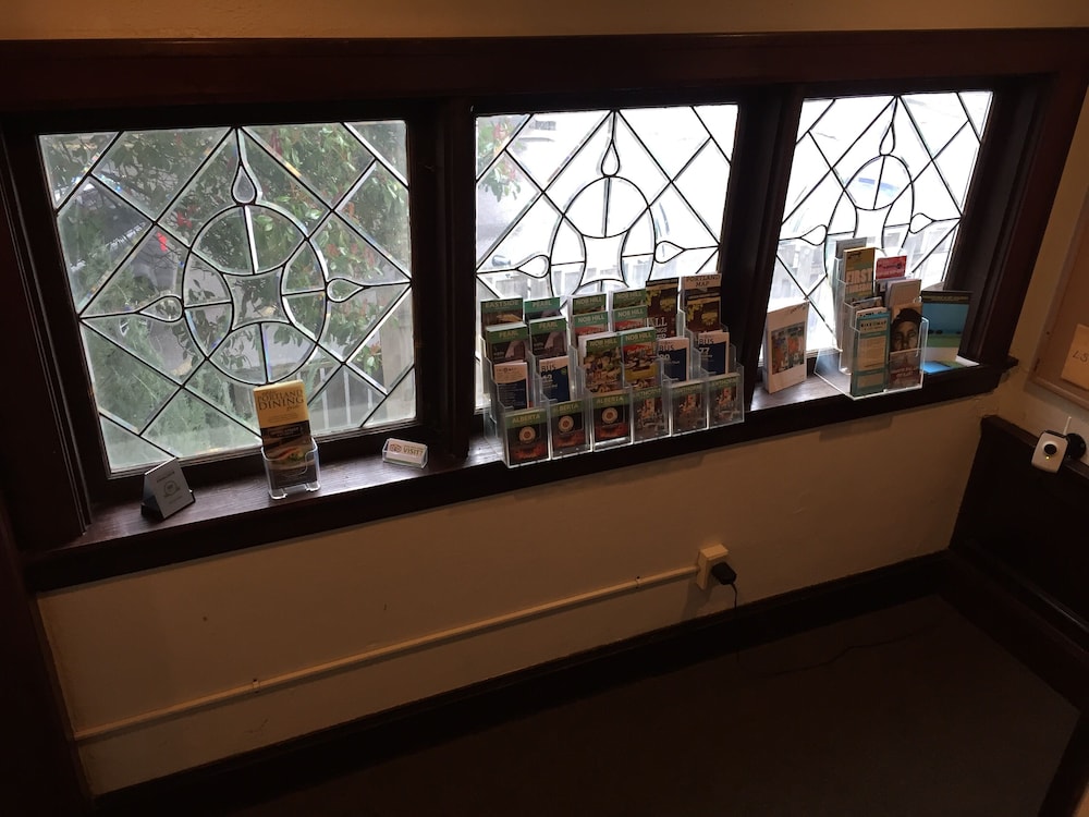 portland international guesthouse