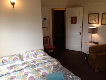 portland international guesthouse