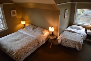 portland international guesthouse