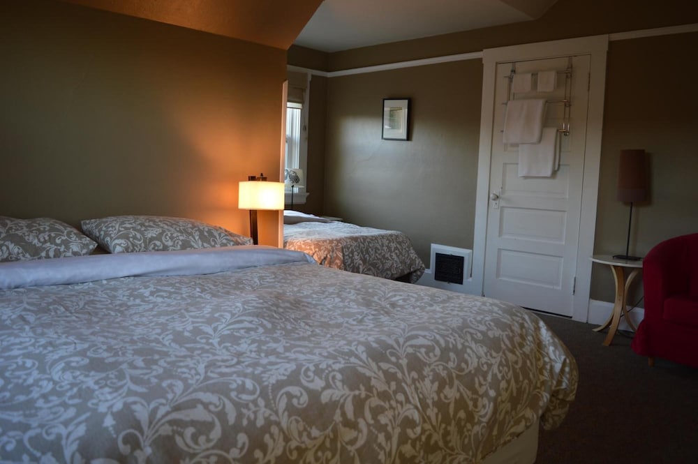 portland international guesthouse