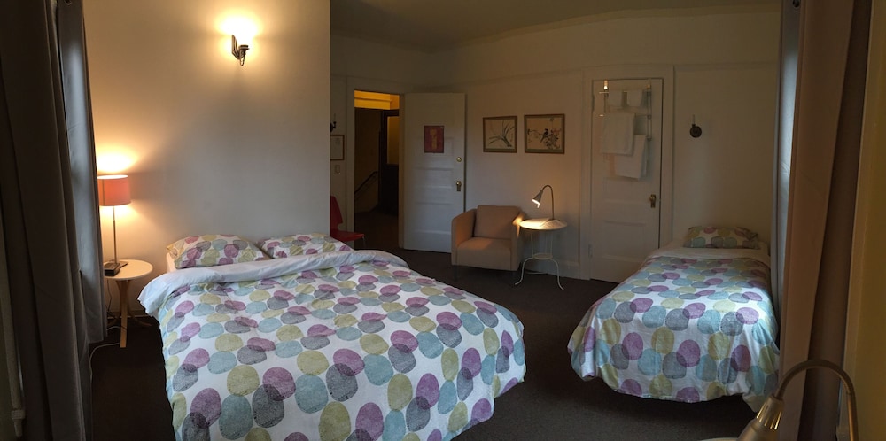 portland international guesthouse