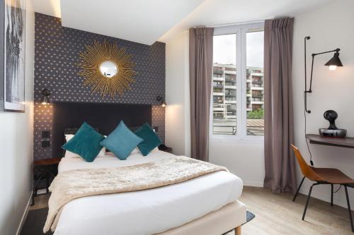 Hotel Ohm By Happyculture,Paris>>Eiffel Tower,3 star