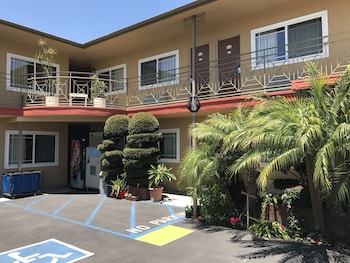 Fullerton Lodge,Fullerton>>Anaheim,3 star