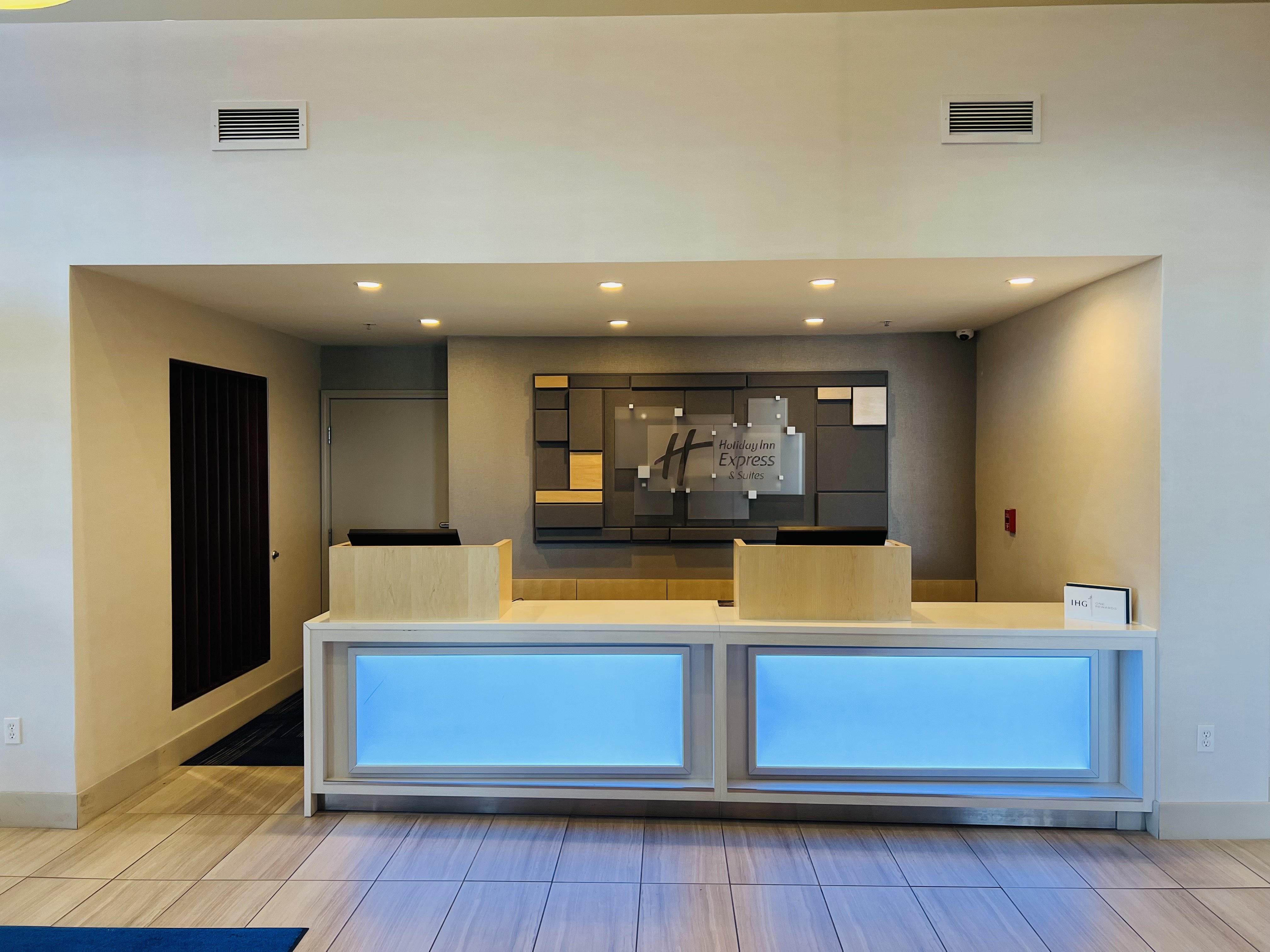 holiday inn express and suites salinas by ihg