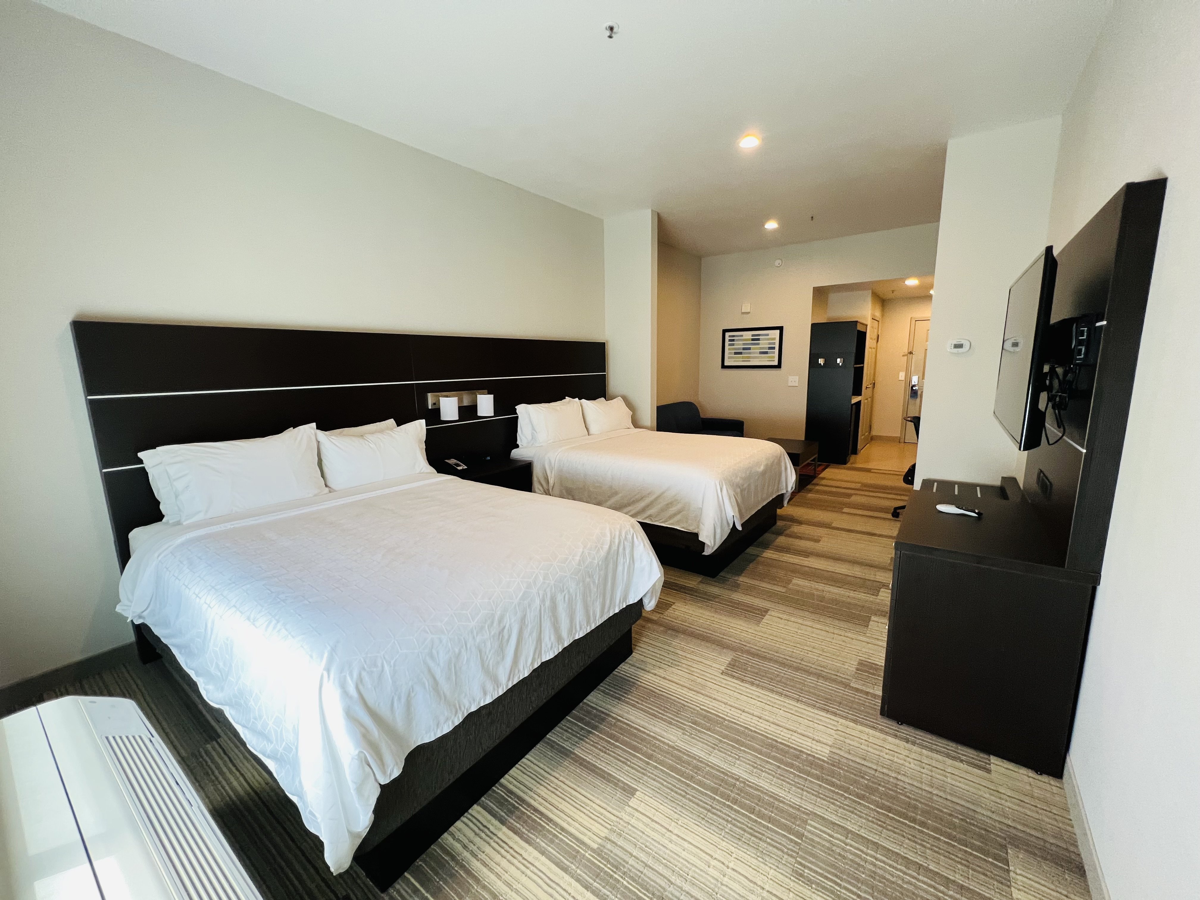holiday inn express and suites salinas by ihg
