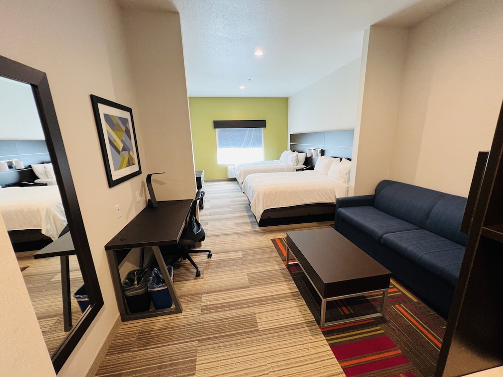 holiday inn express and suites salinas by ihg