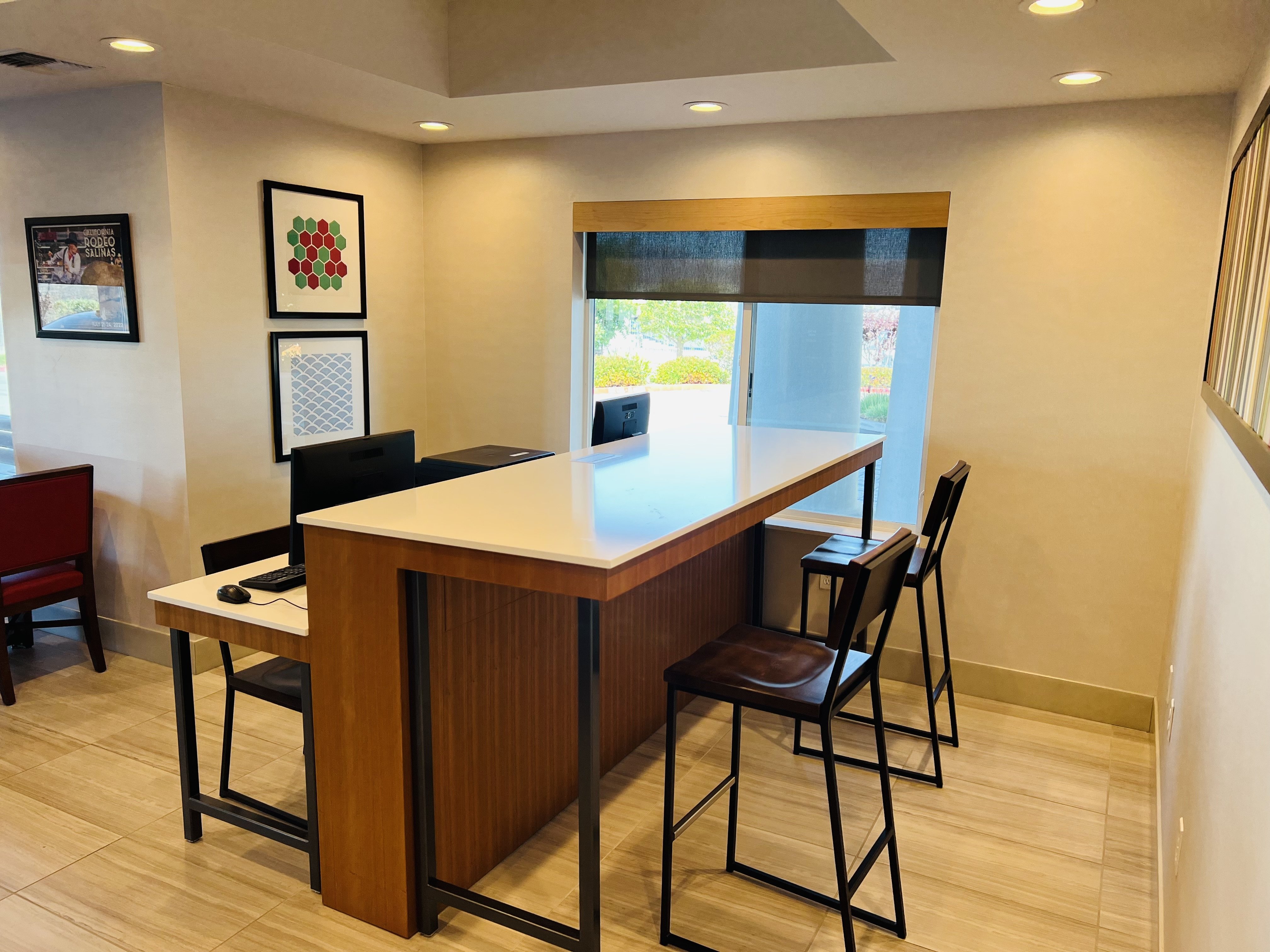 holiday inn express and suites salinas by ihg
