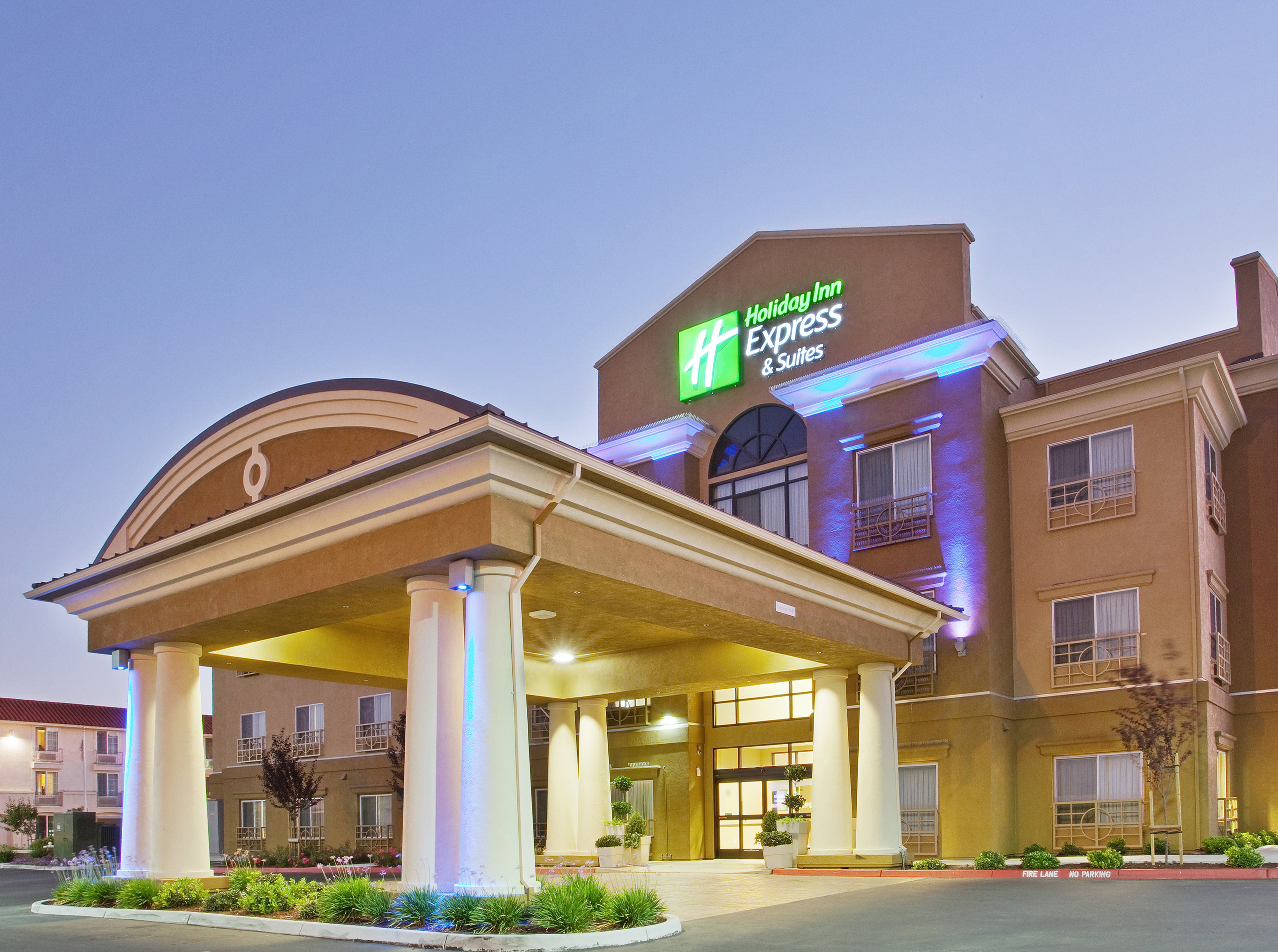 holiday inn express and suites salinas by ihg