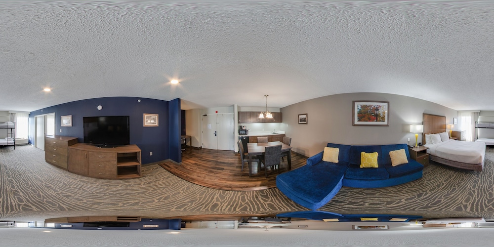 comfort inn and suites tipp city dayton north i 75