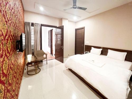 radha krishna bhawan homestay