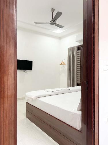 radha krishna bhawan homestay