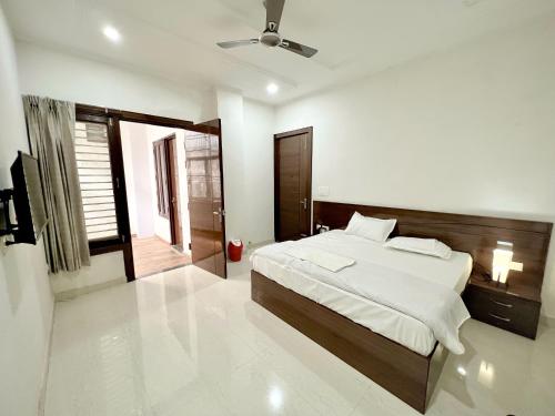radha krishna bhawan homestay
