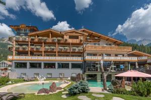 croce bianca leisure and spa hotel