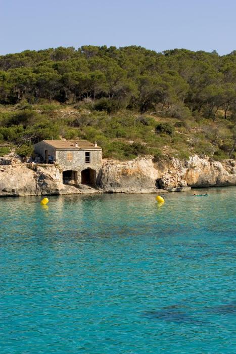 hotel playa mondrago