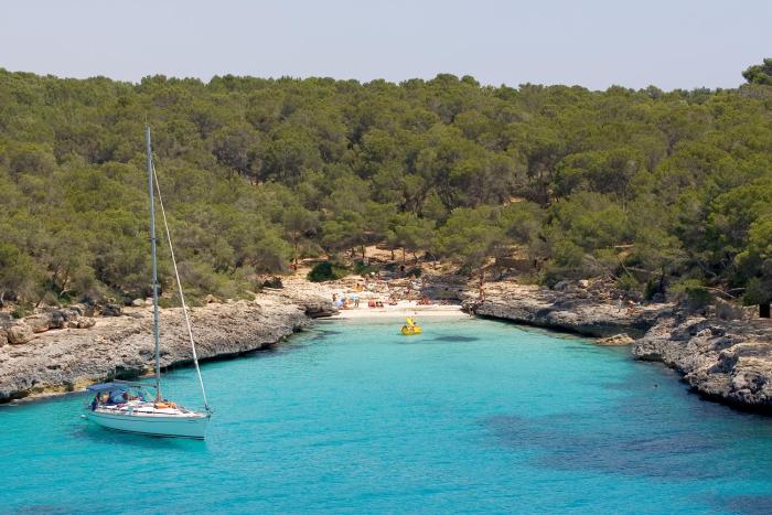 hotel playa mondrago