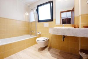 hotel playa mondrago