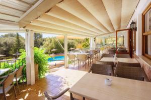 hotel playa mondrago