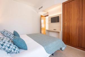 hotel playa mondrago