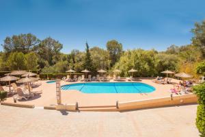 hotel playa mondrago