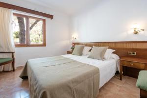 hotel playa mondrago