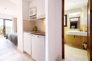 hotel playa mondrago