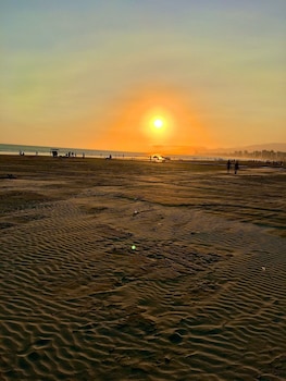 pe na areia praia do canto do forte