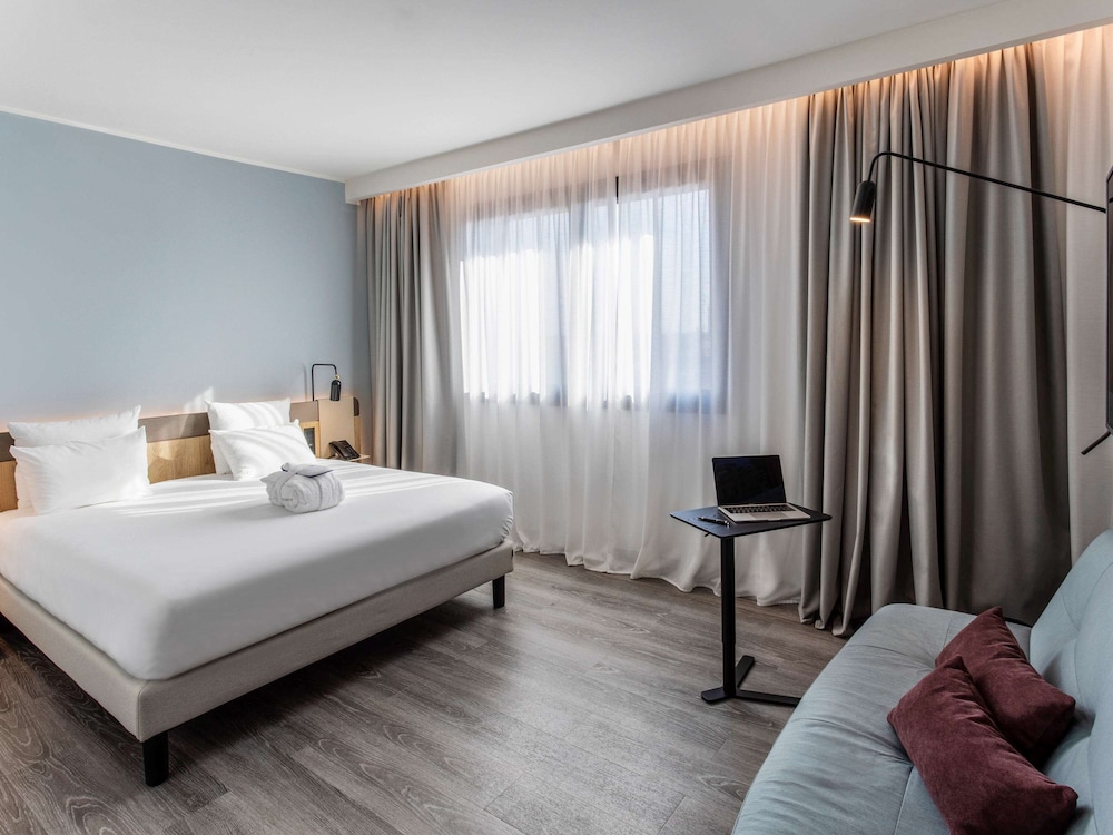 novotel parma centro